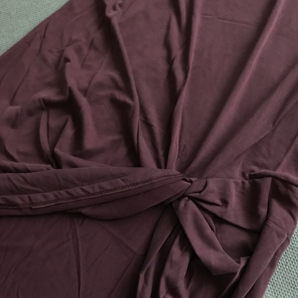 Wine Knotted Tunic Top - Picture 5 of 5